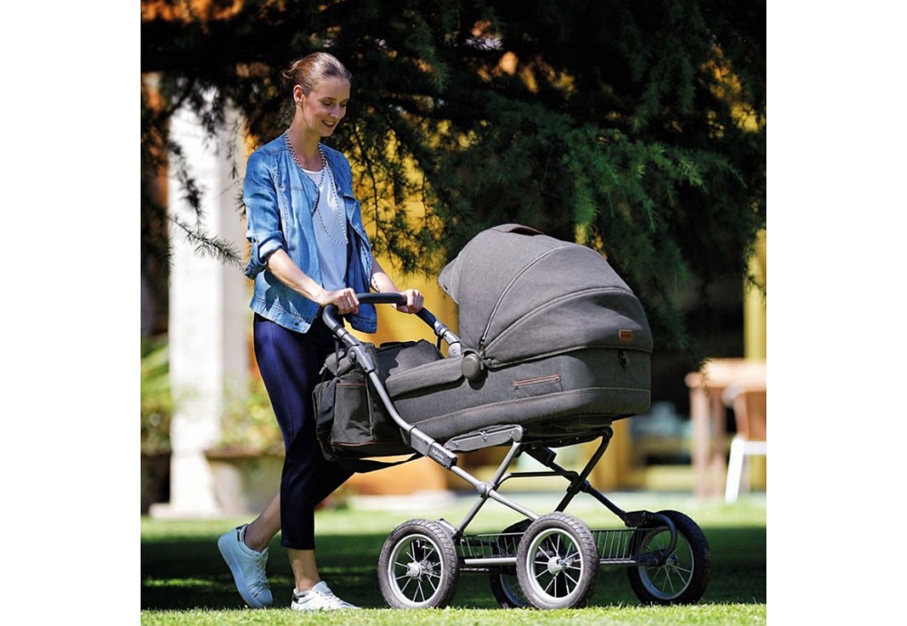 Как выбрать удобную и не дорогую коляску трансформер для новорожденного