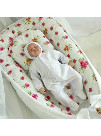 Гнездышко Алые цветы